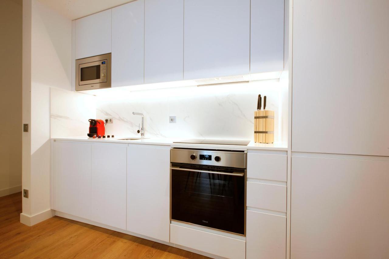 Tirso Suite Madrid Exterior photo